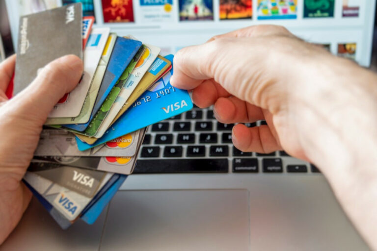 À propos de la carte bancaire Visa du Drury Gold Key Club